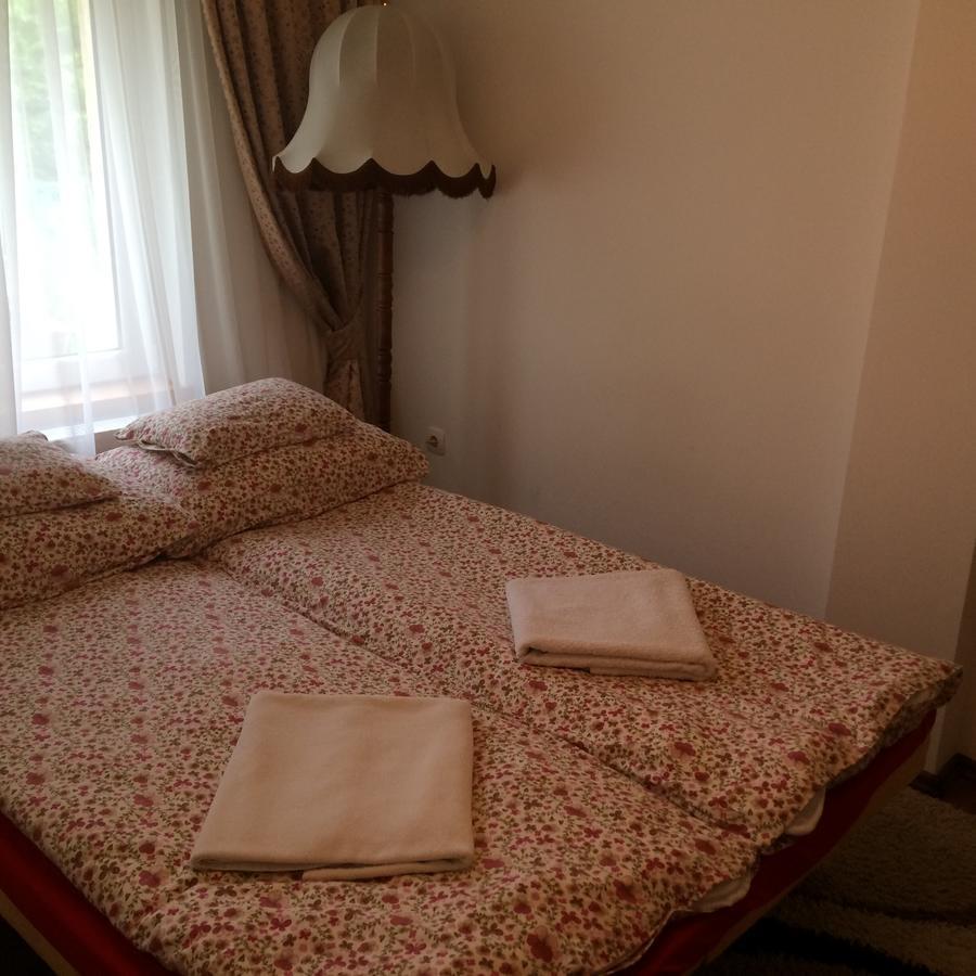 Liliom Vendeghaz Apartment Visegrad Bagian luar foto